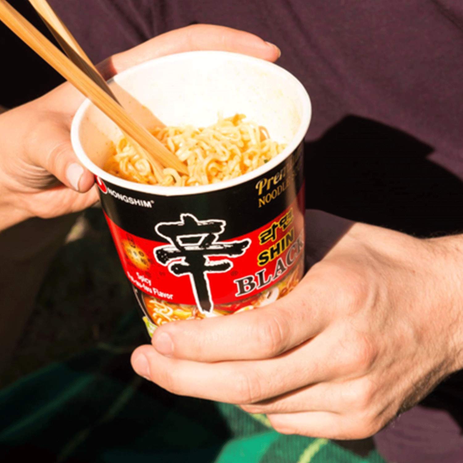 Nongshim Premium Shin Black Instant Ramen Noodle Cup, 6 Pack, Bold & Spicy, Beef Bone Broth, Microwaveable Ramen Soup Mix