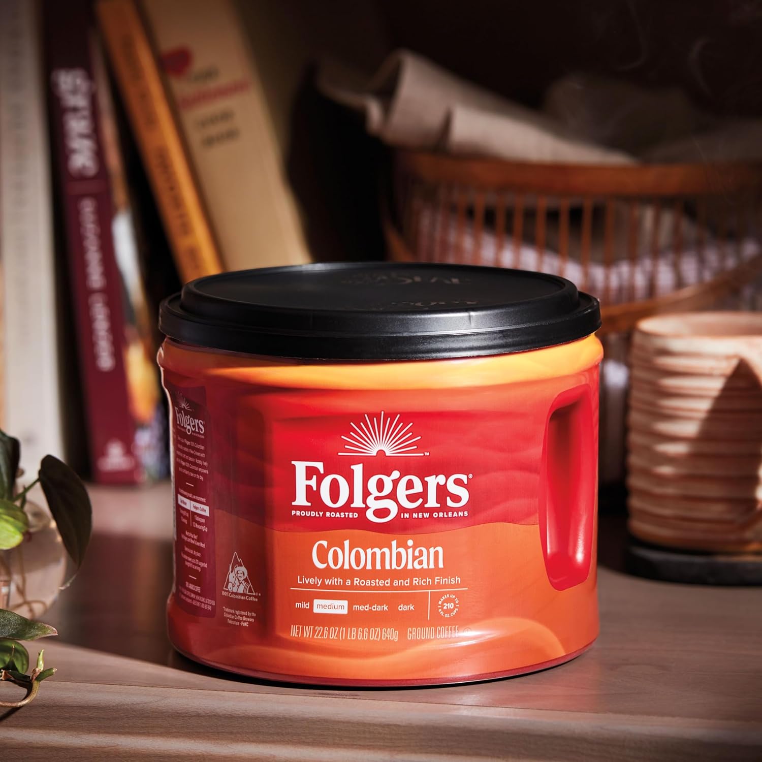 Folgers Colombian Medium Roast Ground Coffee, 22.6 Ounces (Pack of 6)