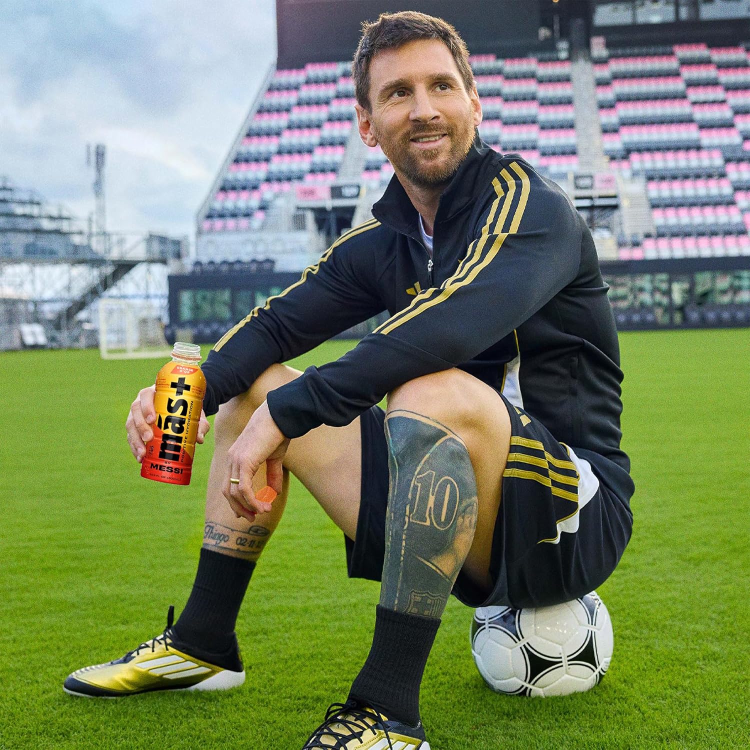 Más+ by Messi 16.9oz Orange d'Or Sports Drink & Hydration Beverage, 12-pack